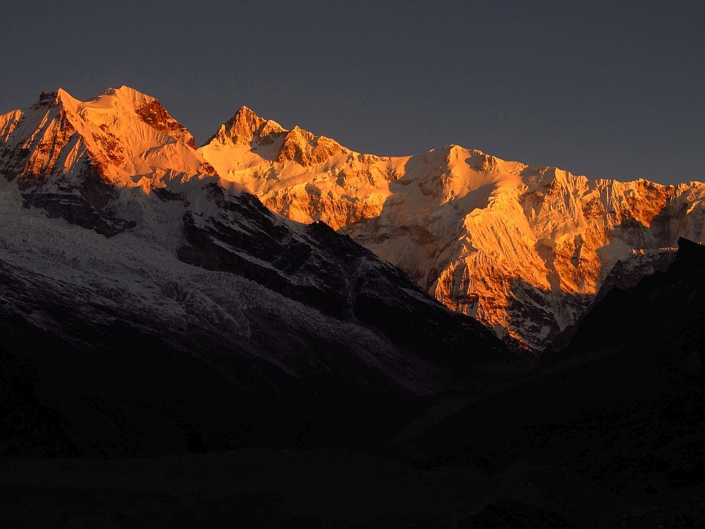 forked peak and kanchenjungha from Chemathang