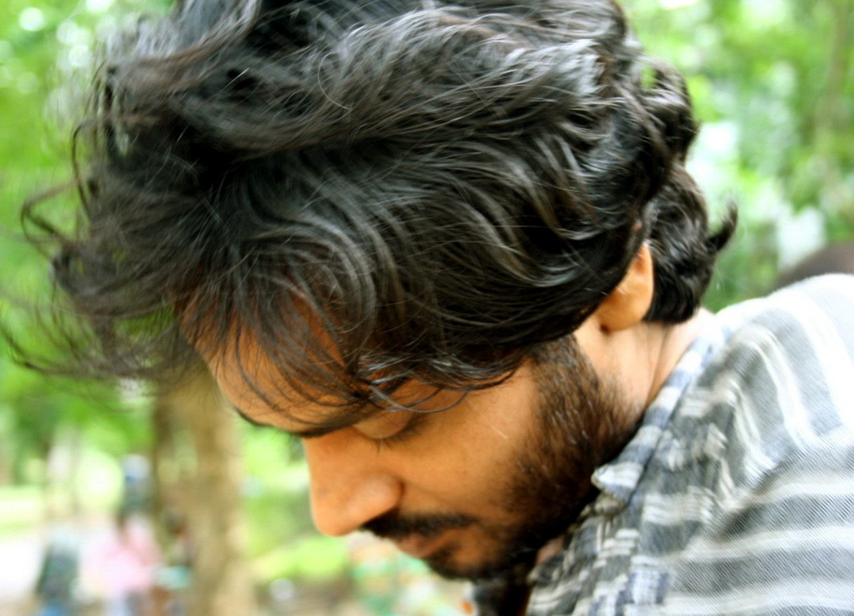 নির্ঝর নৈঃশব্দ