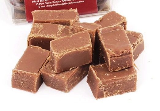 chocolate almond fudge 