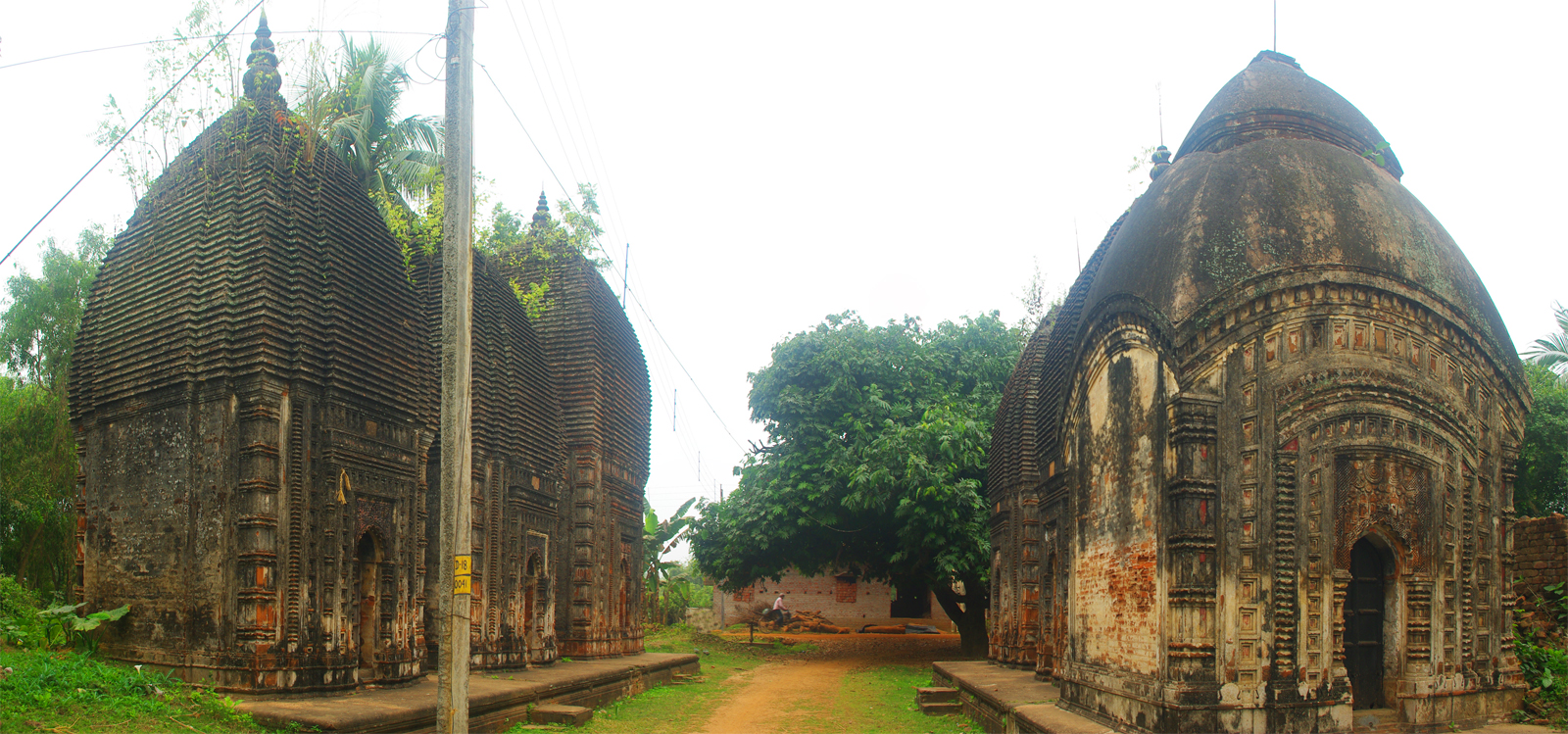 Moukhira temples photo by Amitabha Gupta