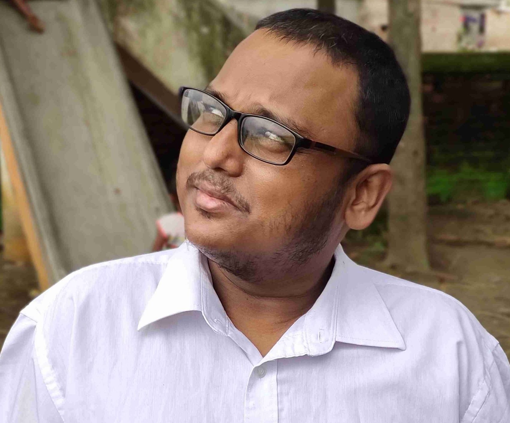 সুমন ঘোষ