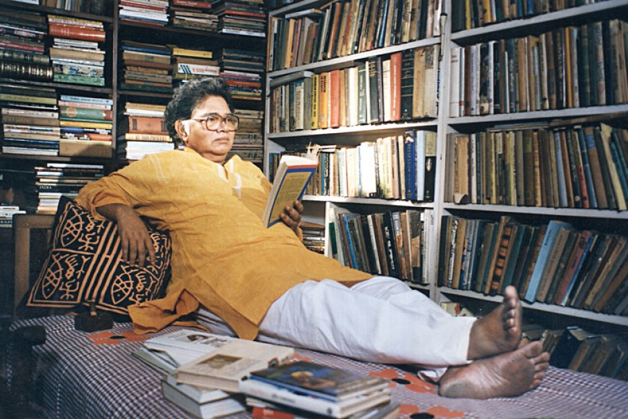 Sunil Gangopadhyay