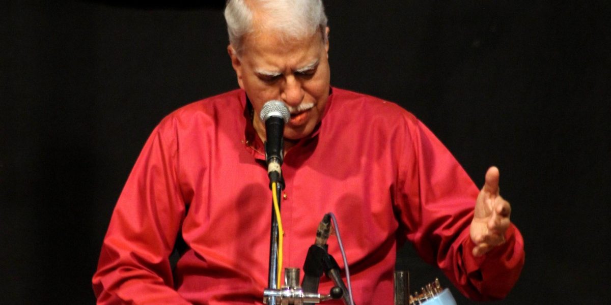 Rajan Mishra performing