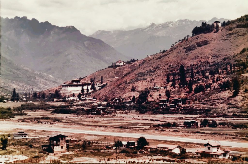 bhutan land of thunder dragon