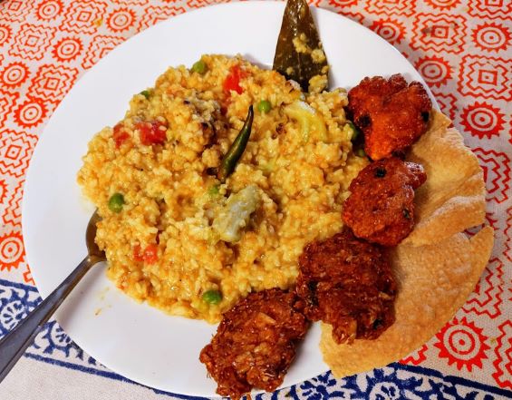 Khichuri - A monsoon special Bengali delicacy