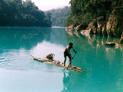 lukha river in meghalaya