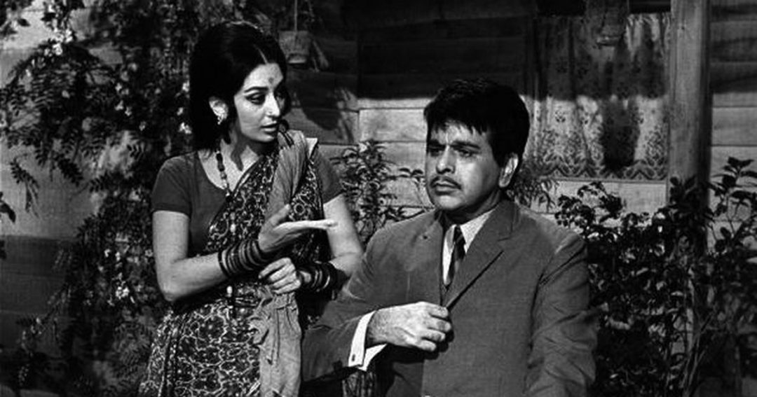 Dilip Kumar as Sagina