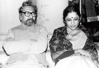 Shaoli Mitra with Sambhu Mitra