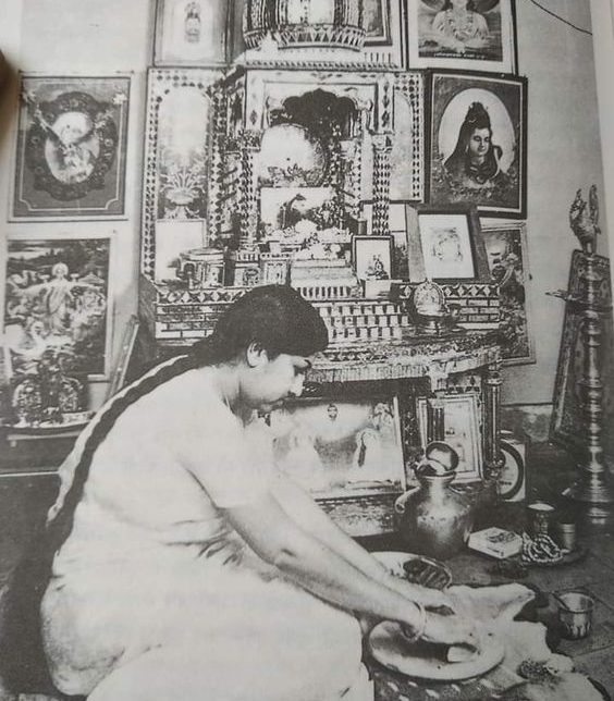 Lata Mangeshkar 9