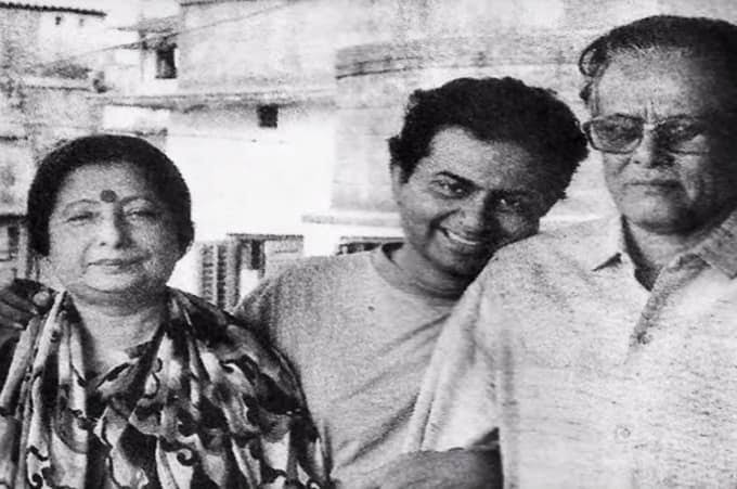 Rituparna with family