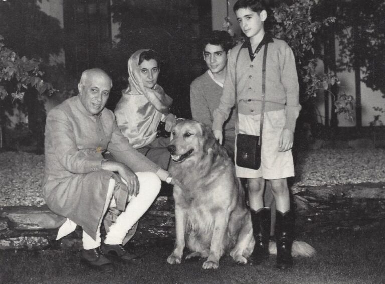 Jawaharlal_Nehru With His Dog