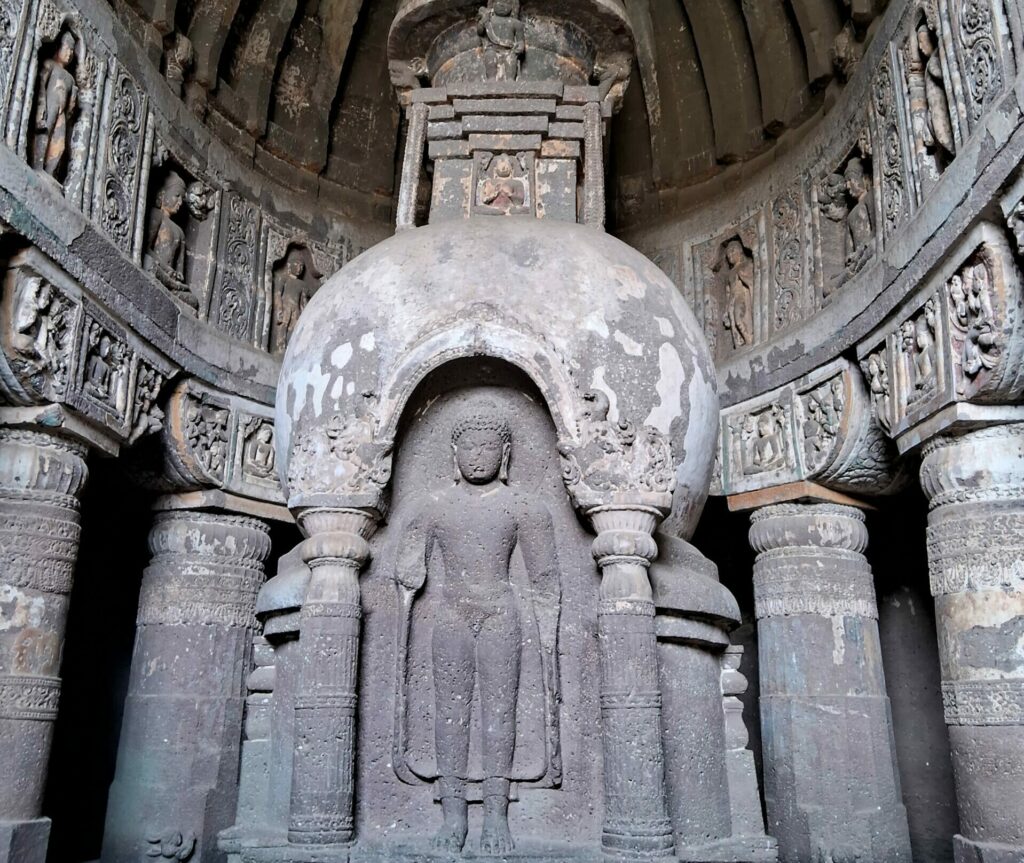 Travel story Ajanta caves near Aurangabad