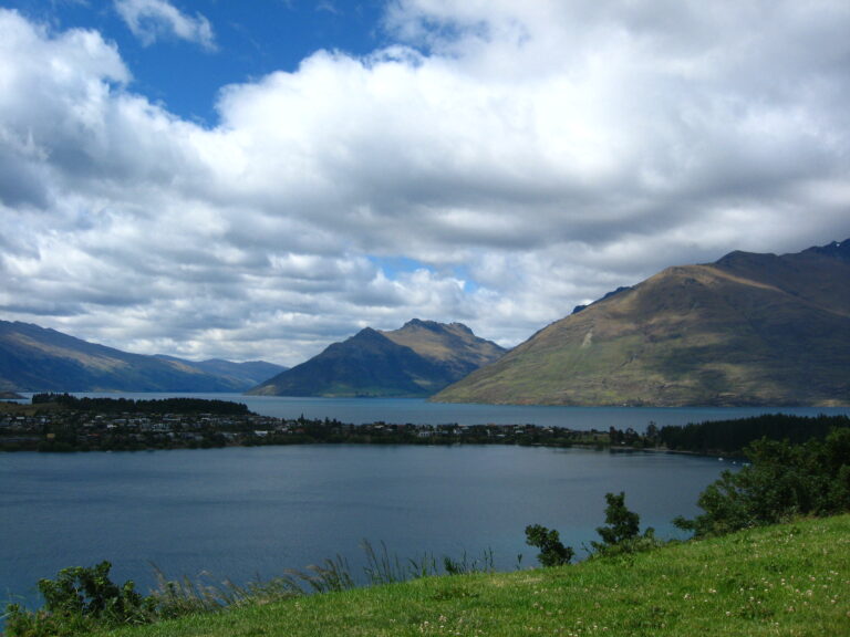 Lake Wakatipu Queenstown