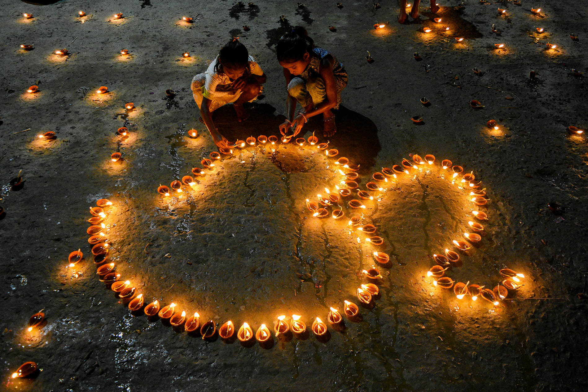 Dev-Deepawali-in-Kolkata-3
