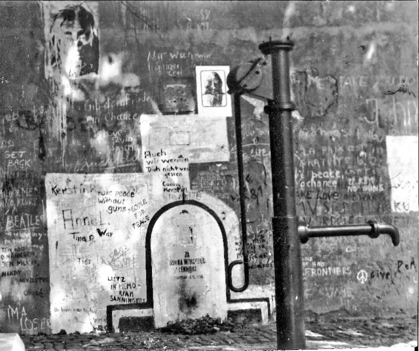 Jon Lennon Wall 2